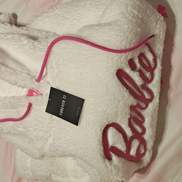 BNWT Women's Barbie x Forever 21 Faux Shearling Hoodie - Picture 6 of 6